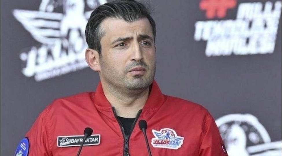 selchuk-bayraktar-teyyare-qezasi-ile-bagli-azerbaycana-bashsagligi-verib