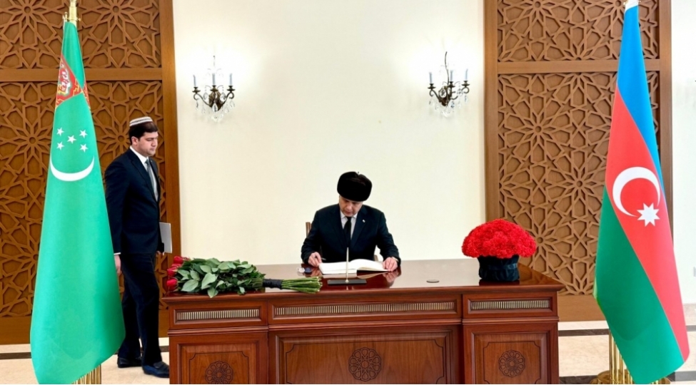 turkmenistan-xarici-ishler-nazirinin-muavini-matem-gunu-ile-bagli-azerbaycan-sefirliyinde-olub
