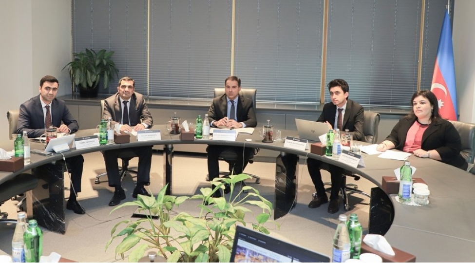 amb-ve-adb-5-illik-yeni-olke-terefdashliq-cherchivesini-teqdim-edib