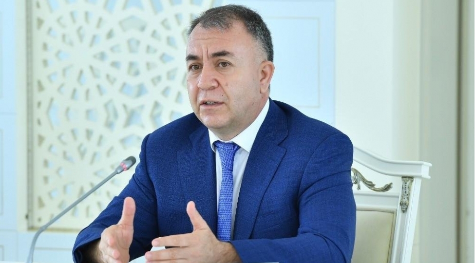 sadiq-qurbanov-azerbaycan-berpaolunan-enerjinin-payini-2035-ci-iledek-404-e-chatdirmagi-hedefleyir
