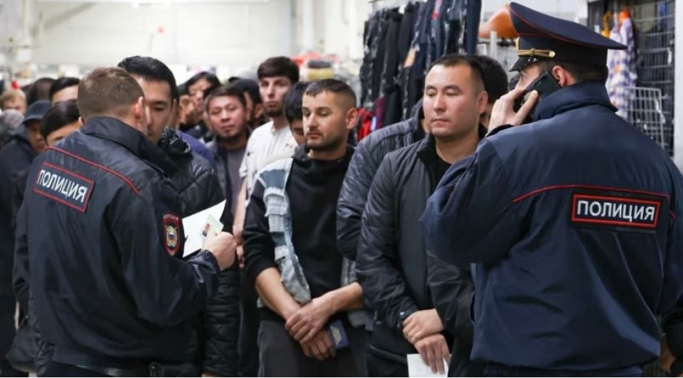 rusiyada-rus-dilini-bilmeyen-ecnebilerin-xidmet-sahesinde-ishe-goturulmesi-qadagan-edile-biler