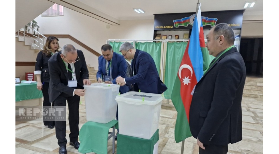 naxchivanda-menteqeler-belediyye-sechkilerinde-sesverme-uchun-achilib