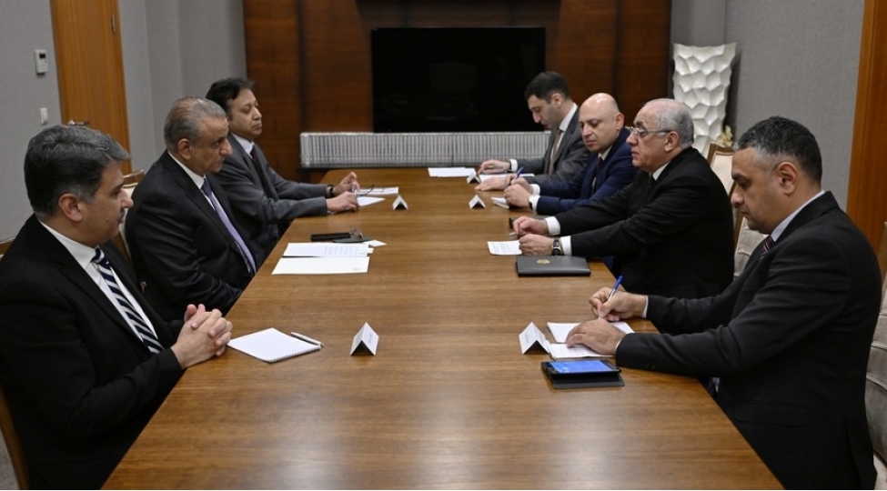 eli-esedov-pakistanli-nazirle-strateji-terefdashliq-meselelerini-muzakire-edib
