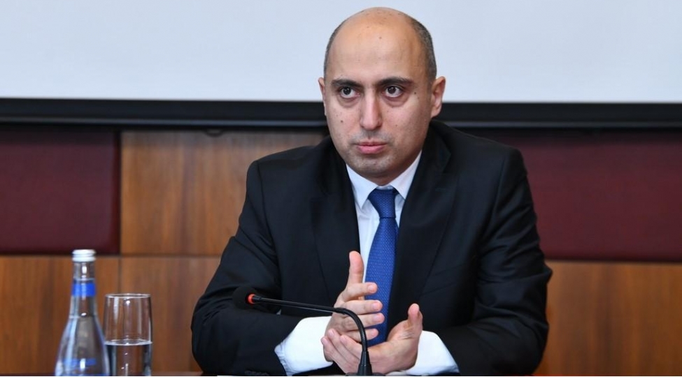 novbeti-ilde-qarabag-universitetine-1200-1500-telebe-qebulunu-planlashdiririq-emin-emrullayev