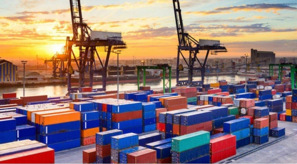 azerbaycanda-xarici-ticaret-ishtirakchilarinin-risk-qruplarina-dair-qaydalar-tesdiq-edilib