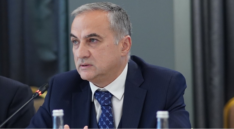 kanada-uchun-musteqilliyini-ve-birliyini-mudafie-ede-bilen-bir-liderliye-ehtiyac-var-ferid-shefiyev