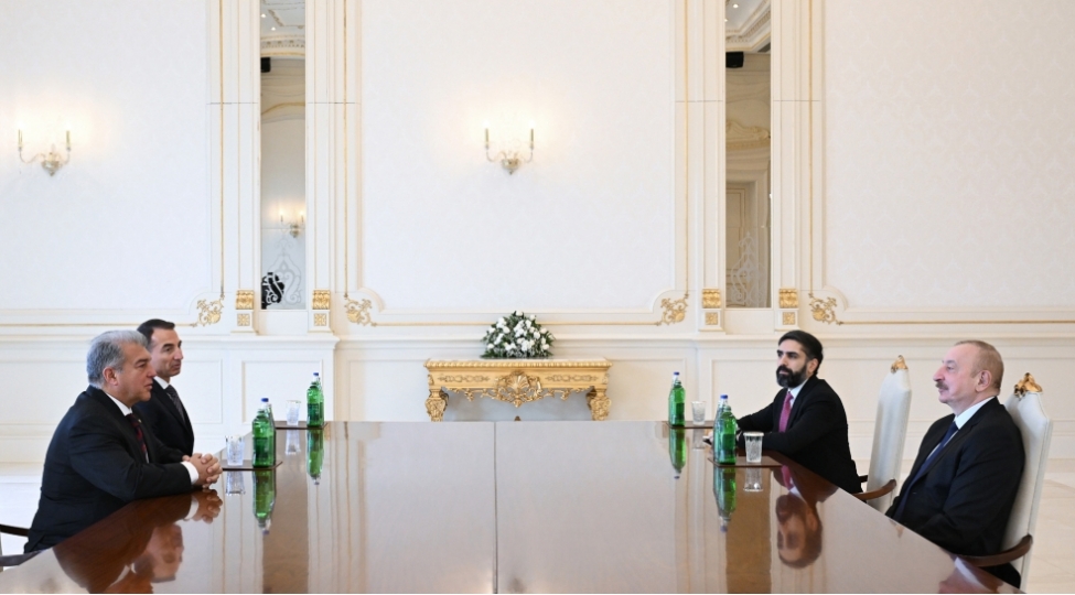 prezident-ilham-eiiyev-barselona-futbol-klubunun-prezidentini-qebul-edib