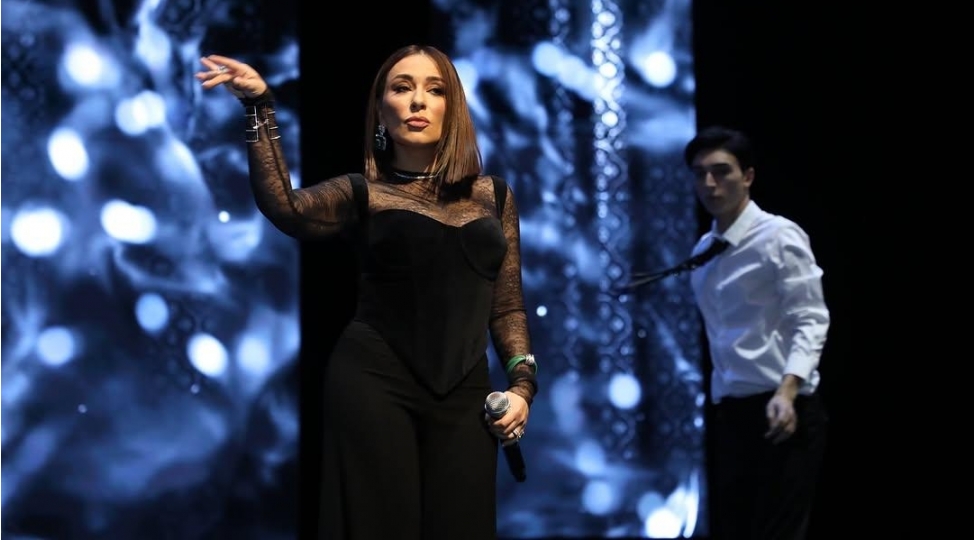 xalq-artisti-tunzale-agayeva-her-kesi-teeccublendirdi-fotovideo