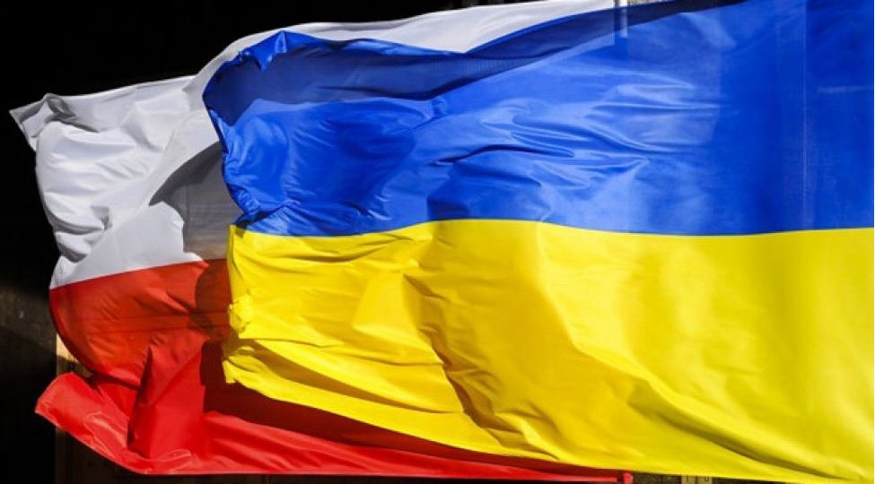 polsha-ukrayna-vetendashlarinin-huquqlarini-diger-ecnebilerle-beraberleshdirir