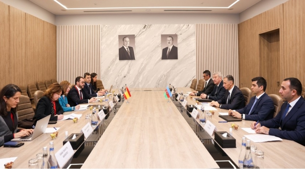 reshad-nebiyev-ispaniyanin-ticaret-meseleleri-uzre-dovlet-katibi-ile-gorushub