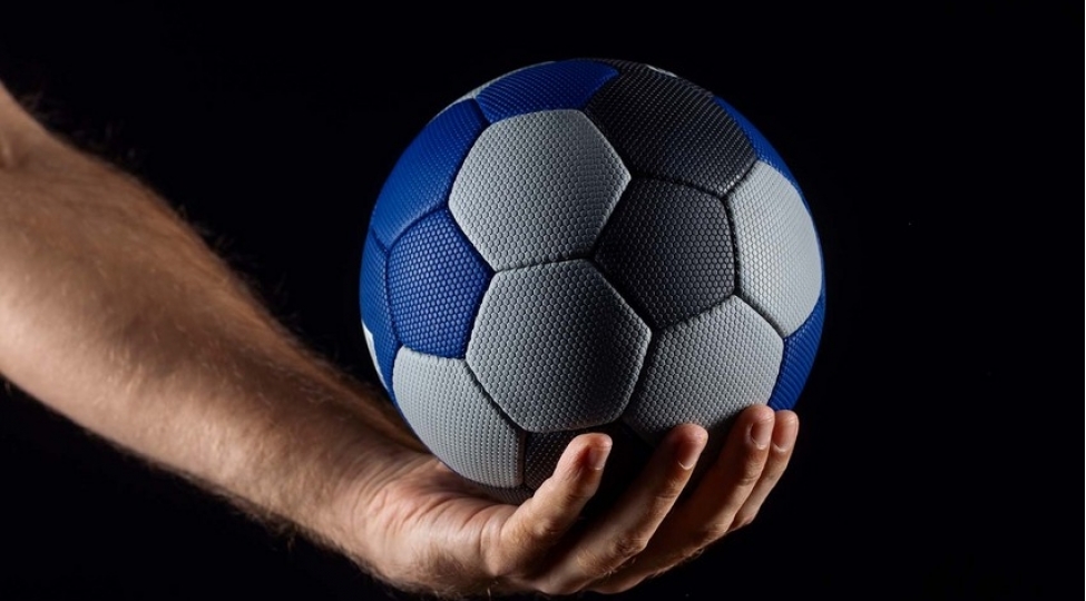 hendbol-uzre-beynelxalq-turnirde-bu-gun-daha-iki-oyun-kechirilecek