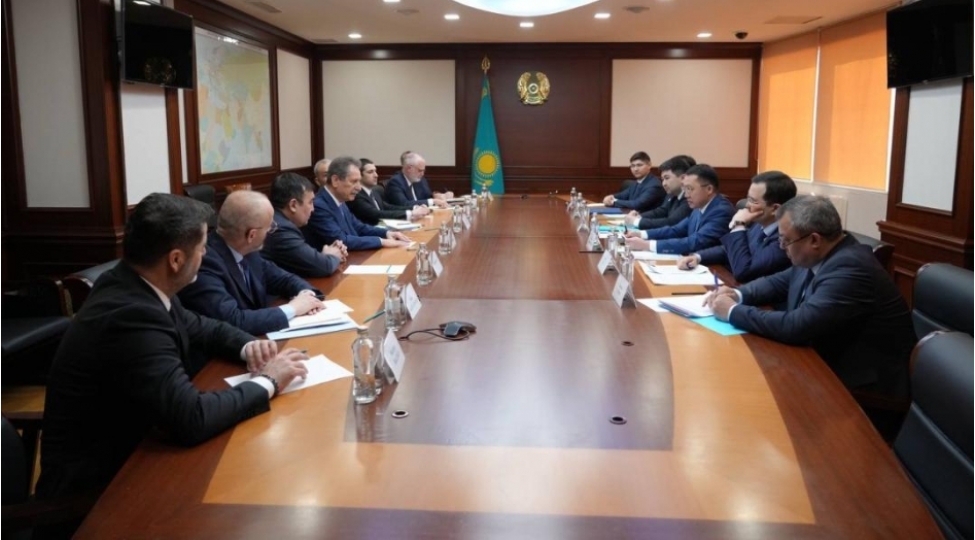 qazaxistan-ve-turkiye-trans-xezer-marshrutun-inkishafinda-investisiya-emekdashligini-guclendirir