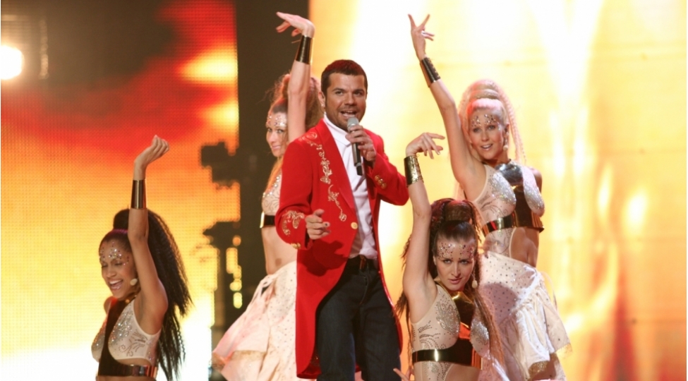 kenan-dogulu-bakida-konsert-verecek