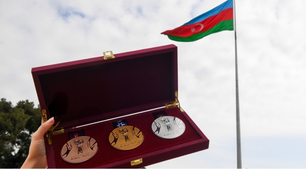 bakidaki-dunya-chempionatinin-medallari-teqdim-edildi-foto