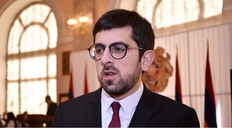 xandanyan-populist-deyilse-bes-nedir