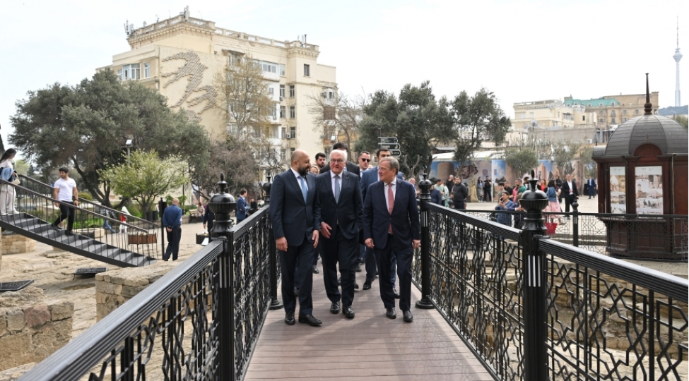 almaniya-prezidenti-frank-valter-shtaynmayer-icherisheherle-tanish-olub-foto