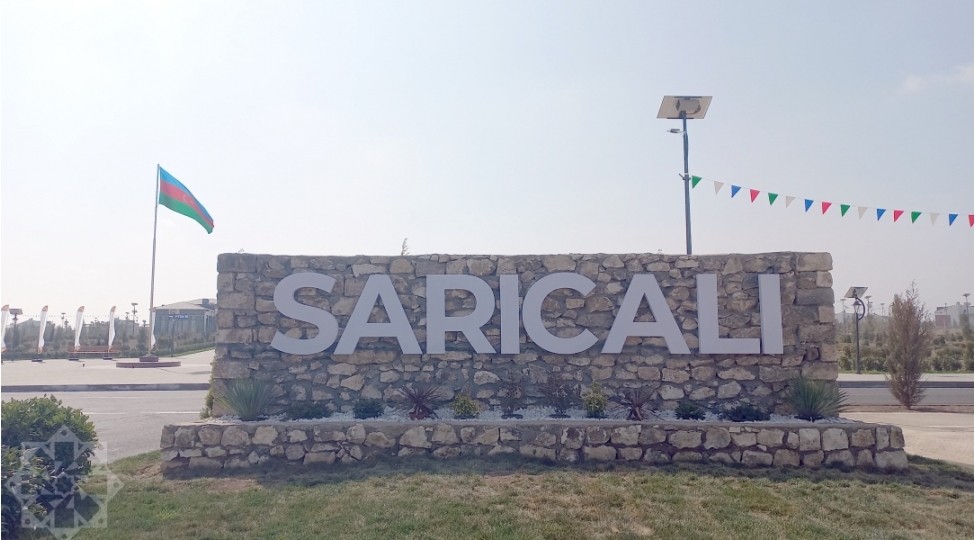 saricali-kendine-novbeti-koch-karvani-yola-salinib