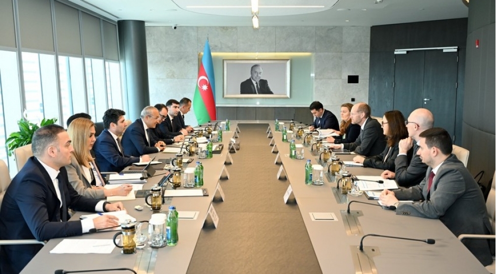 azerbaycan-ebrd-ile-prioritet-istiqametleri-muzakire-edib