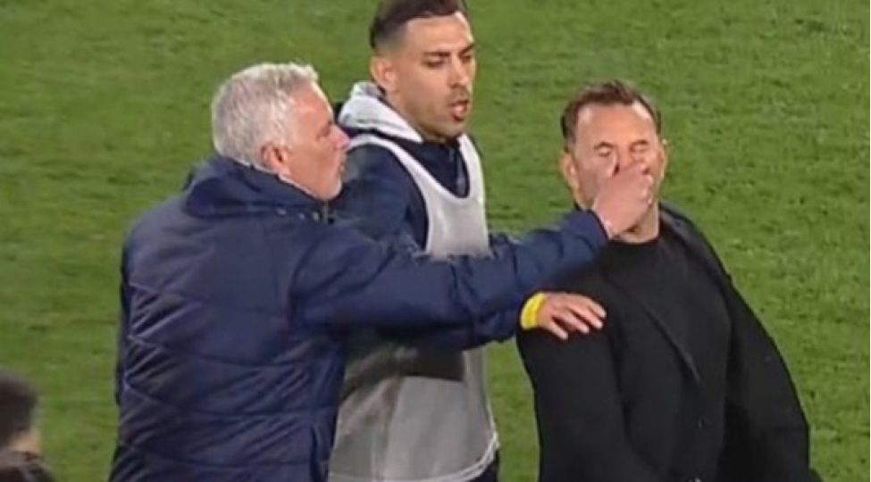 mourinyodan-okan-buruka-qarshi-gozlenilmez-hereket