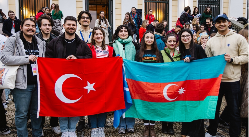 banm-telebesi-portuqaliyada-azerbaycan-haqqinda-teqdimat-edib