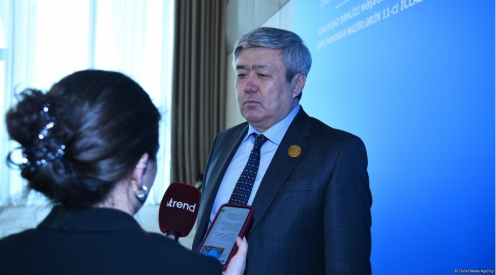 qazaxistan-ve-azerbaycanin-enerji-layihesi-beynelxalq-maliyye-institutlarinin-diqqetini-celb-edir-nazir-muavini