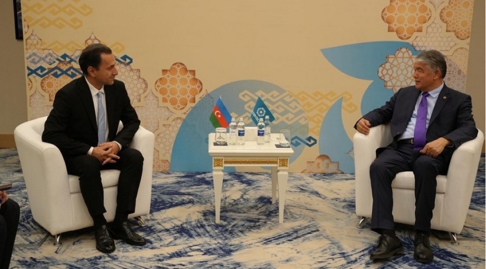 aktauda-turksoy-azerbaycan-emekdashligi-muzakire-olunub