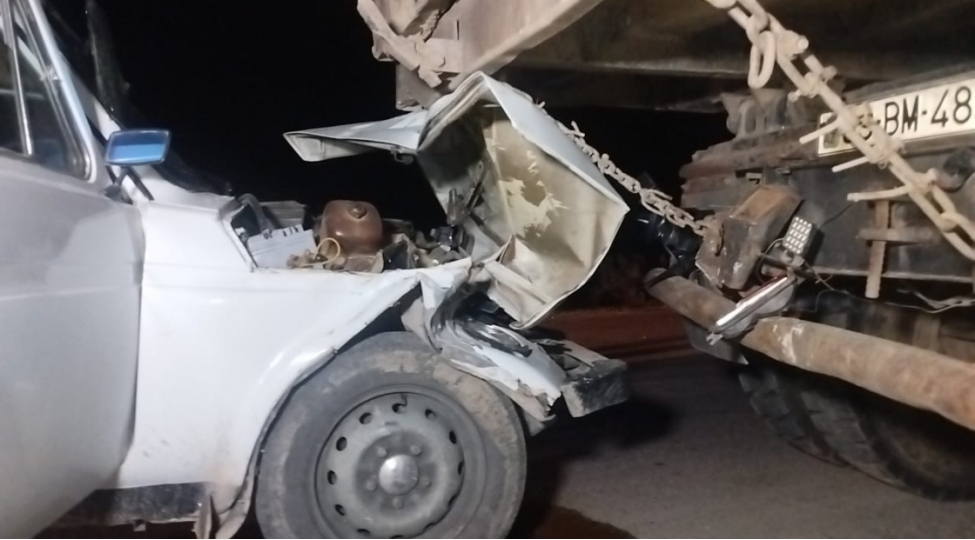kurdemirde-yol-neqliyyat-hadisesi-bash-verib-xesaret-alanlar-var