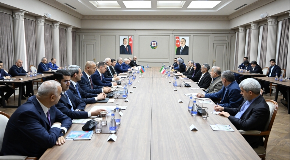 sherqi-zengezuru-irandan-kechmekle-naxchivanla-birleshdirecek-elektrik-verilishi-xetti-tikilecek