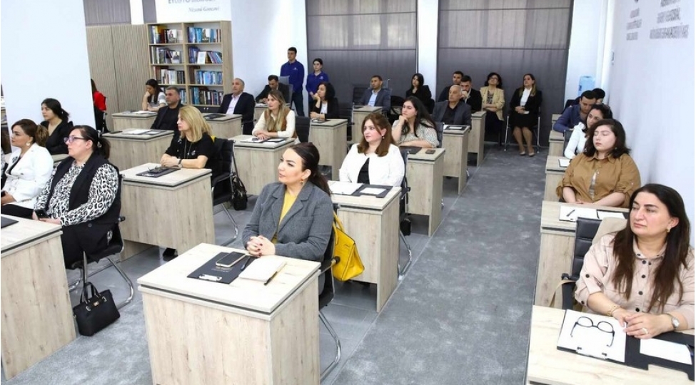 ahik-nin-emek-ve-sosial-munasibetler-akademiyasinda-telim-merkezi-fealiyyete-bashlayib