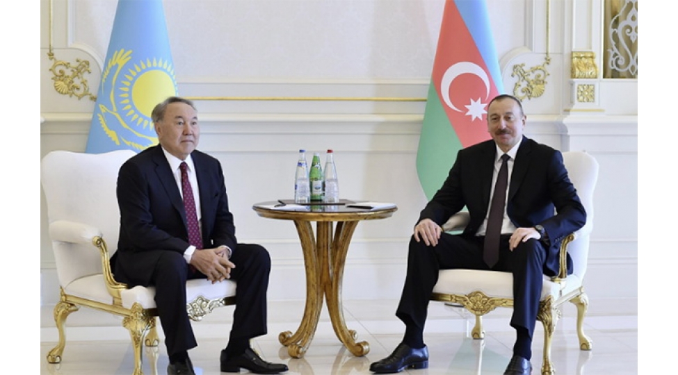nursultan-nazarbayev-prezidenti-tebrik-etdi