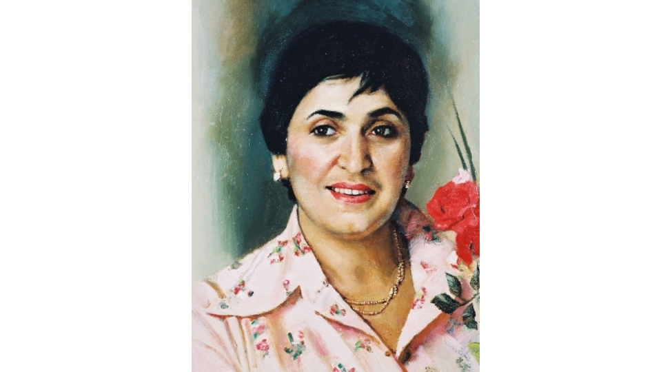 zerife-xanim-eliyeva-gozlere-nur-bexsh-eden-alim-