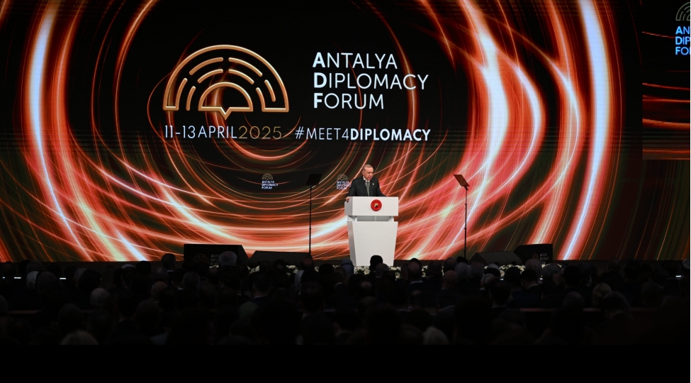 yeni-azerbaycan-partiyasinin-numayendeleri-iv-antalya-diplomatiya-forumunda-ishtirak-edirler-foto