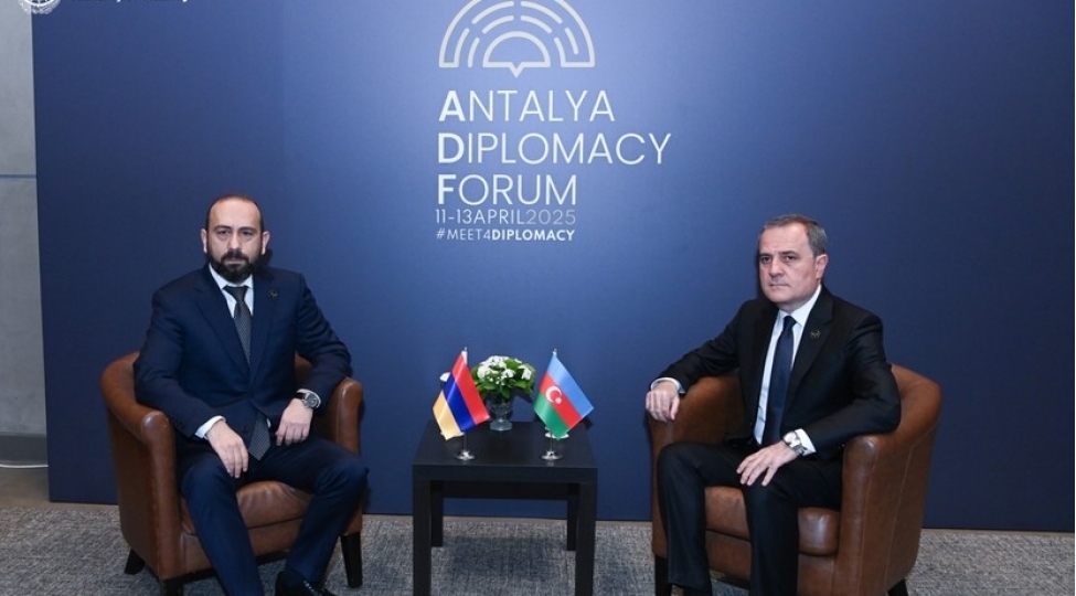 azerbaycan-ve-ermenistan-xin-bashchilari-antalyada-normallashma-prosesini-muzakire-edibler