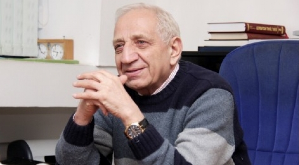 prezident-ilham-eliyev-faiq-hesenovu-tebrik-edib