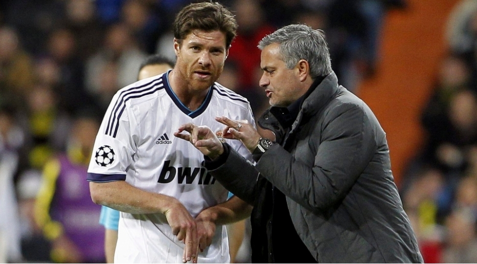 xabi-alonso-olmasa-mourinyo