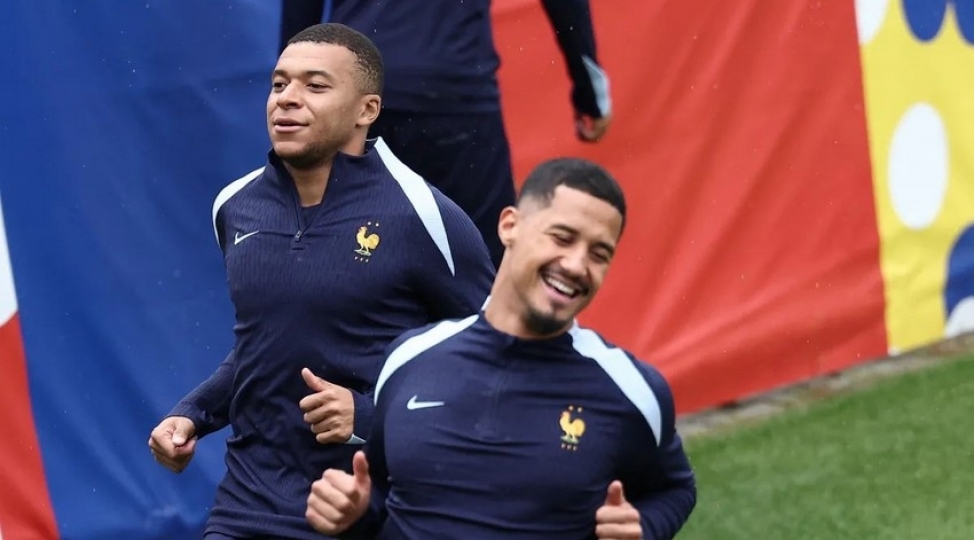mbappe-hemyerlisinin-reala-transfer-olunmasini-xahish-edib
