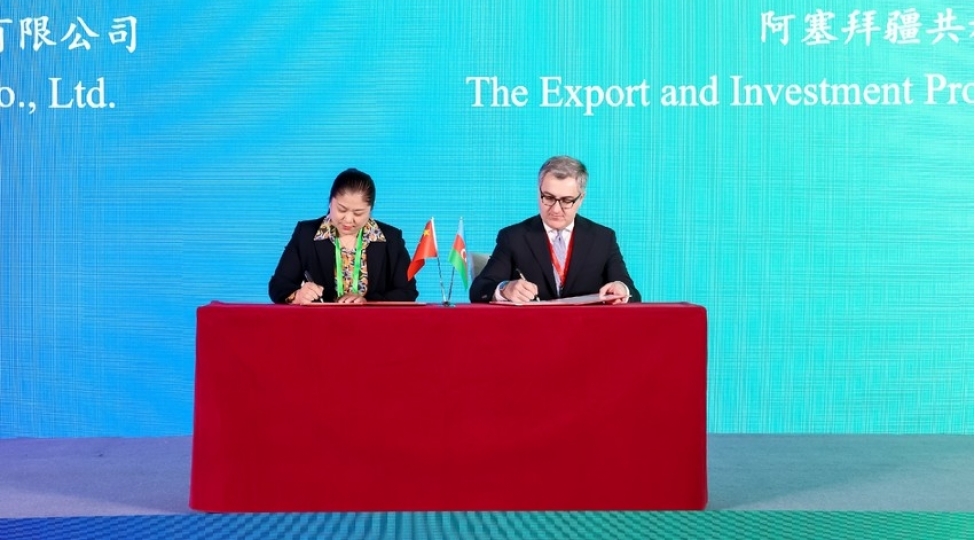 azerbaycan-ve-chin-arasinda-senaye-ve-investisiya-sahelerinde-13-emekdashliq-senedi-imzalanib