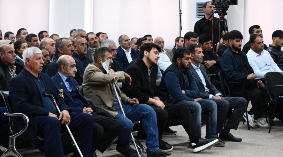 vardanyanin-mehkemesinde-ermenistanin-mina-terrorunun-qurbanlari-danishiblar-bir-gunde-iki-oglumu-itirdim