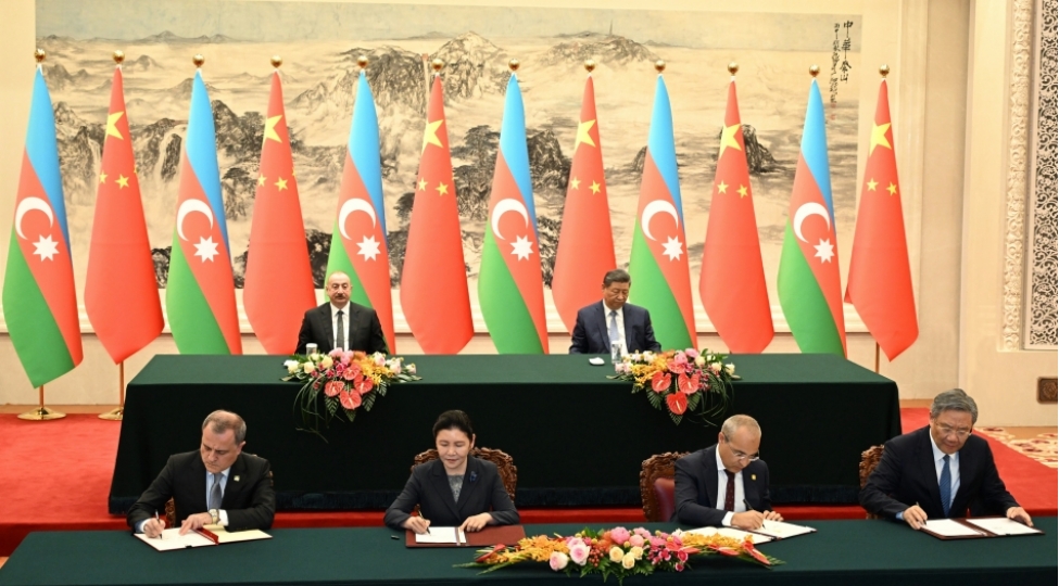 azerbaycan-chinle-maneesiz-ticaret-uzre-ikiterefli-emekdashligi-derinleshdirir