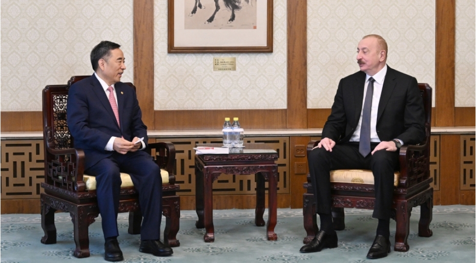 prezident-ilham-eliyev-pekinde-china-energy-engineering-corporation-limited-shirketinin-sedri-ile-gorushub