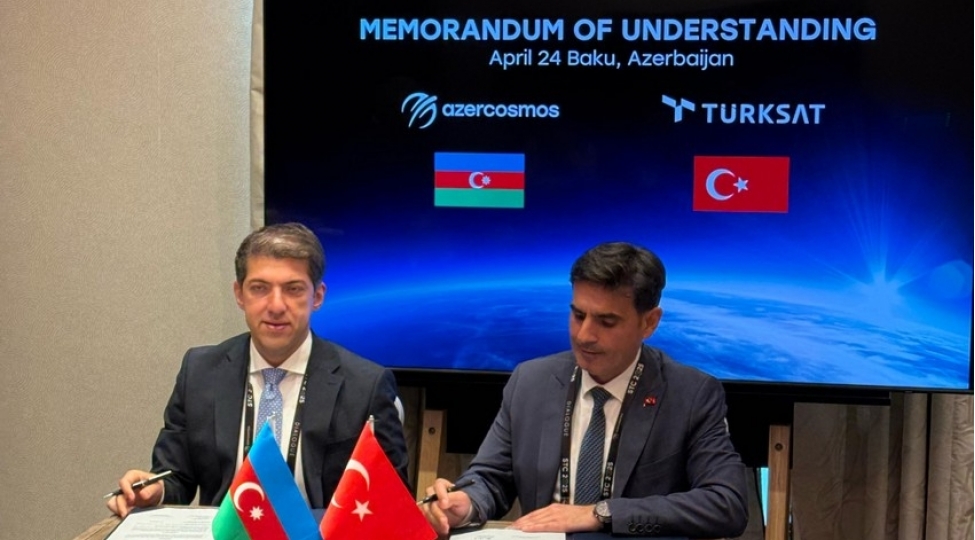 azerkosmos-ve-turksat-anlashma-memorandumu-imzalayib