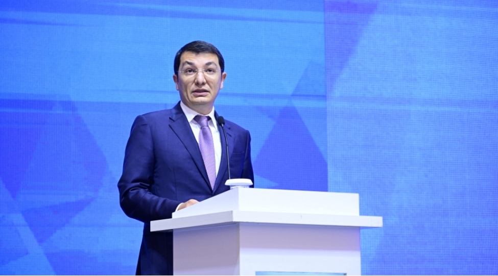 elnur-eliyev-bu-gun-reqemsal-iqtisadiyyat-olkemizin-esas-istiqametlerdendir