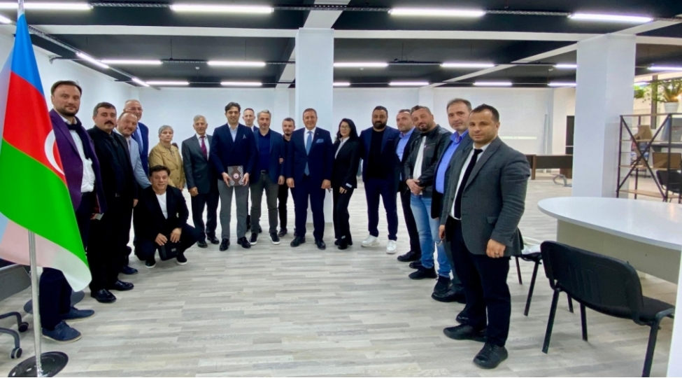 turkiyeli-ish-adamlari-baki-tekstil-fabrikinde-olublar-foto