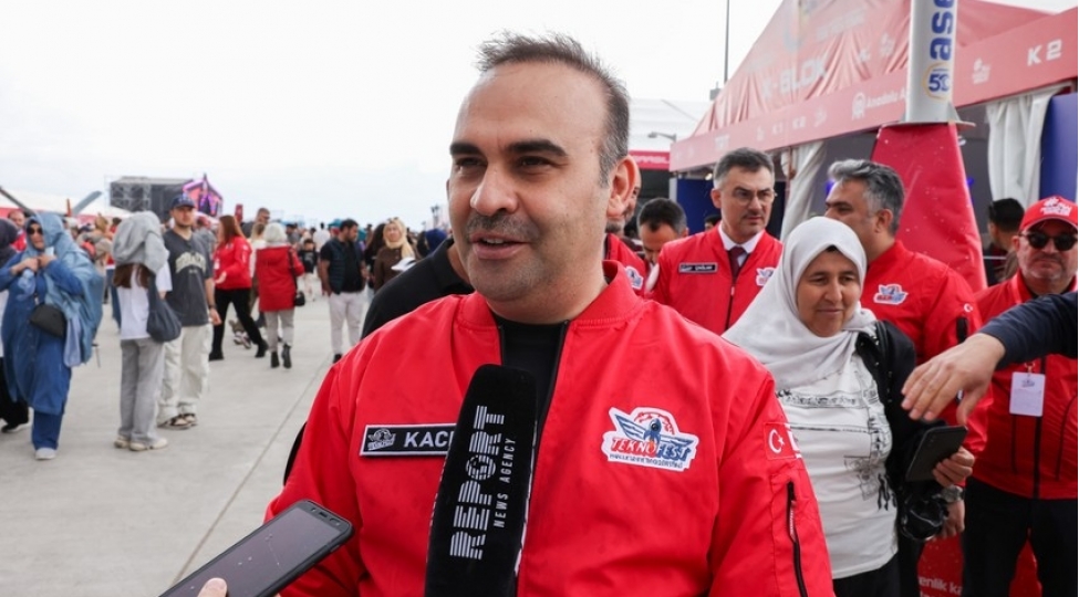 turkiyeli-nazir-turk-dunyasinin-texnologiya-sahesinde-tam-musteqilliyi-uchun-chalishiriq