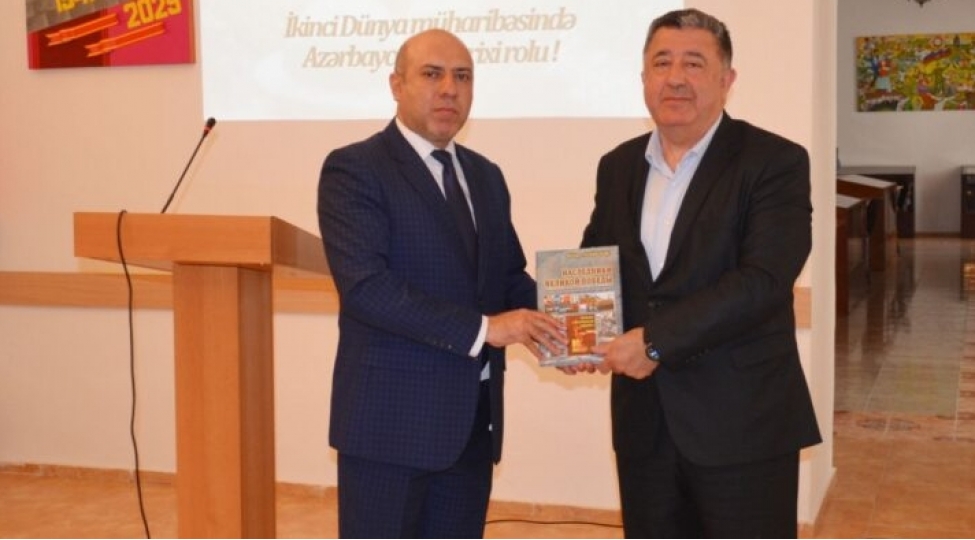 azerbaycan-herb-tarixi-muzeyinde-boyuk-qelebenin-varisleri-kitabinin-teqdimati-kechirilib-foto
