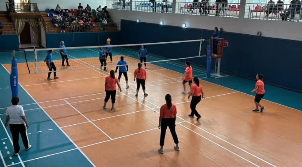 tehsil-ishchileri-arasinda-voleybol-turnirinin-final-merhelesi-kechirilib