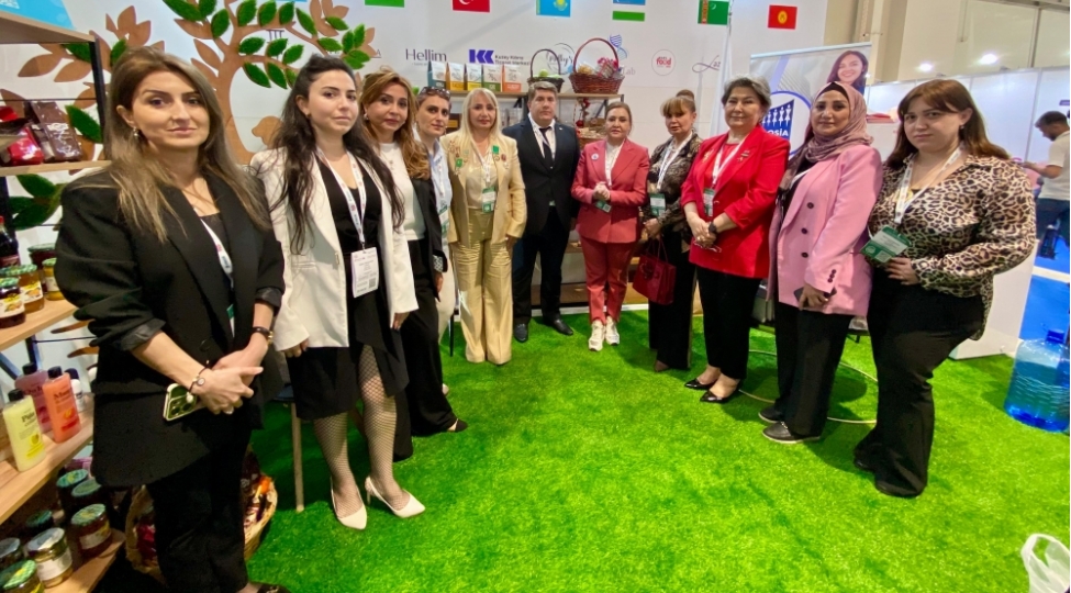 aqsia-18-ci-beynelxalq-kend-teserrufati-ve-30-cu-qida-senayesi-sergisinde-temsil-olunur