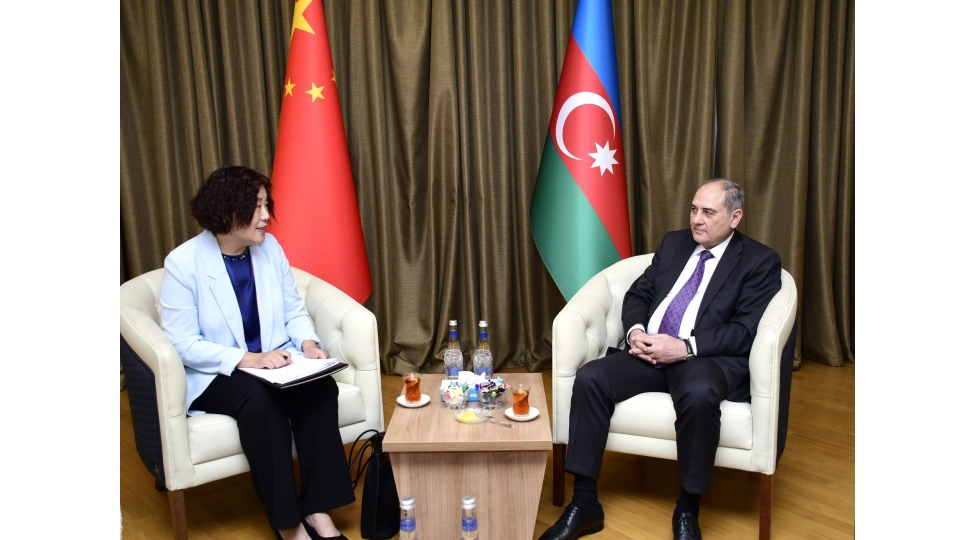 yap-sedrinin-muavini-ile-chinin-azerbaycandaki-sefiri-arasinda-gorush-kechirilib