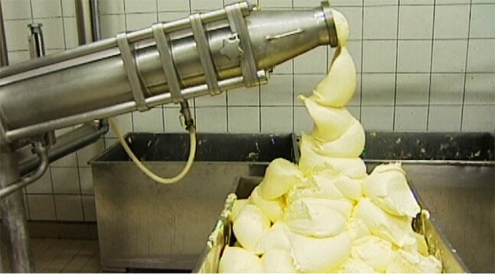 azerbaycanin-senaye-muessiselerinin-kere-yagi-ehtiyati-3-defe-artib