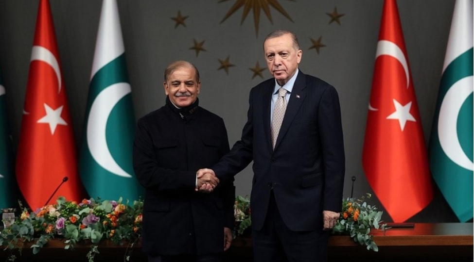 pakistan-bash-naziri-turkiyede-seferdedir